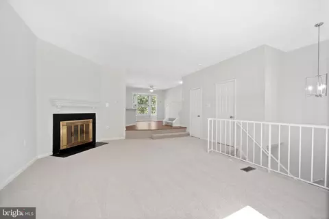 Living - 7339 Saint Thomas Loop, Manassas, VA 20109 photo 3 of 5