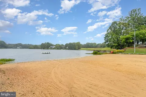 15083 Holleyside Dr, Dumfries, VA 22025 photo 28