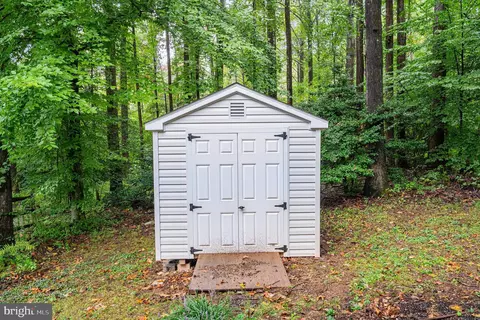 15083 Holleyside Dr, Dumfries, VA 22025 photo 26