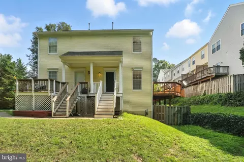 15675 Viewpoint Cir, Dumfries, VA 22025