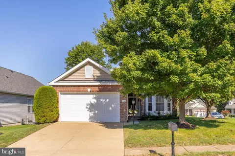 3736 Grey Ghost Ct, Dumfries, VA 22025 photo 6