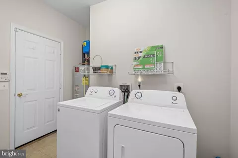 3736 Grey Ghost Ct, Dumfries, VA 22025 photo 37