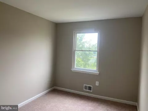 8238 Community Dr, Manassas, VA 20109 photo 30