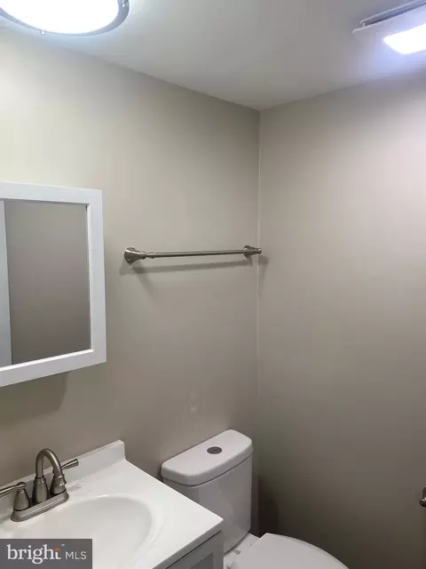 8238 Community Dr, Manassas, VA 20109 photo 19