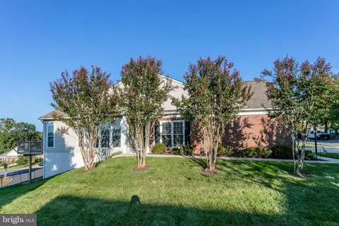 12331 Macrina Ct, Woodbridge, VA 22192