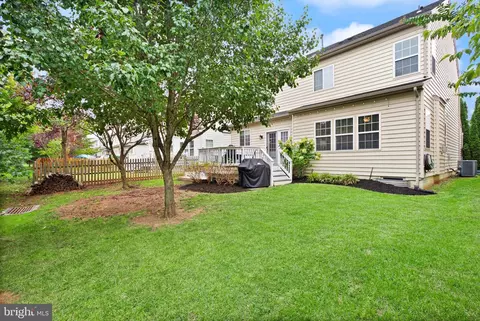 Exterior - 13872 Tarleton Ct, Gainesville, VA 20155 photo 9 of 14