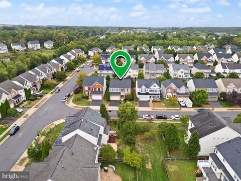 View/Area - 13872 Tarleton Ct, Gainesville, VA 20155 photo 2 of 6