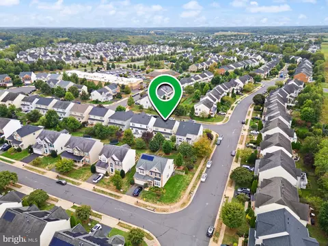 View/Area - 13872 Tarleton Ct, Gainesville, VA 20155 photo 6 of 6