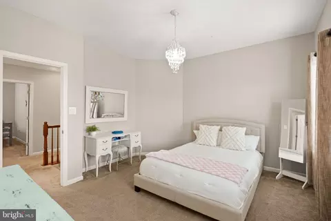 Bedroom - 13872 Tarleton Ct, Gainesville, VA 20155 photo 6 of 9