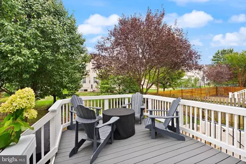 Exterior - 13872 Tarleton Ct, Gainesville, VA 20155 photo 6 of 14