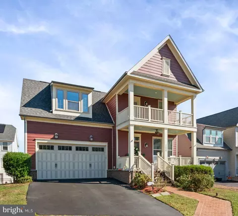 2454 Conqueror Ct, Dumfries, VA 22026
