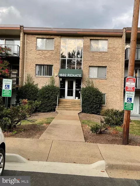 1602 Renate Dr #303, Woodbridge, VA 22192