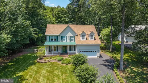 16222 Crusade Ct, Haymarket, VA 20169