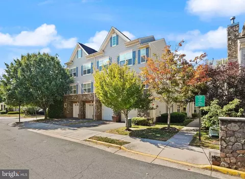 11185 Wortham Crest Cir, Manassas, VA 20109
