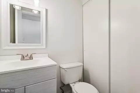 Bath - 2402 Kilpatrick Pl, Dumfries, VA 22026 photo 1 of 6
