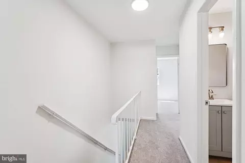 Entry Way - 2402 Kilpatrick Pl, Dumfries, VA 22026 photo 4 of 4