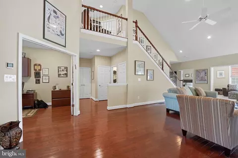 6135 Ferrier Ct, Gainesville, VA 20155 photo 4
