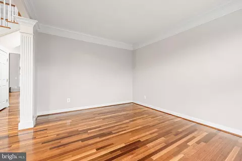 Living - 5534 Victory Loop, Manassas, VA 20112 photo 2 of 6
