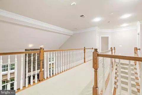 Entry Way - 5534 Victory Loop, Manassas, VA 20112 photo 4 of 5