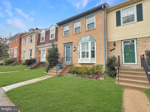 12562 Plymouth Ct, Woodbridge, VA 22192