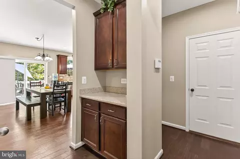 Entry Way - 18711 Pier Trail Dr, Triangle, VA 22172 photo 5 of 7