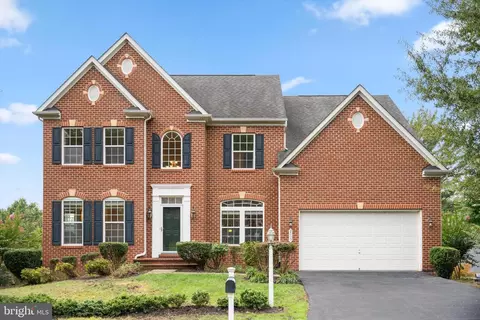 2005 Paisley Ct, Woodbridge, VA 22191