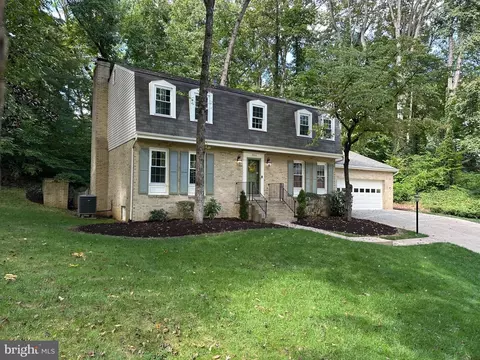 4504 Andrews Pl, Dumfries, VA 22025