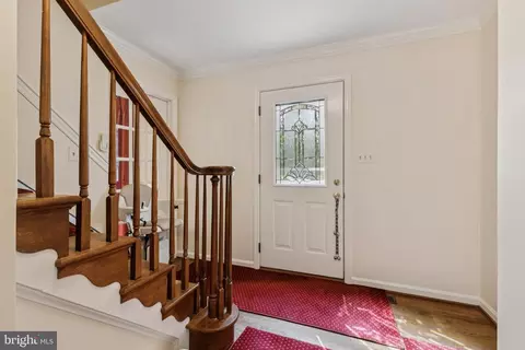 Entry Way - 14376 Breezewood Ct, Gainesville, VA 20155 photo 1 of 4