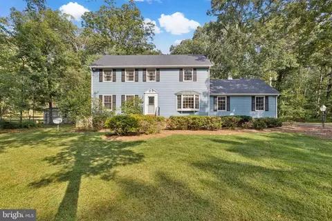 Exterior - 14376 Breezewood Ct, Gainesville, VA 20155 photo 2 of 8