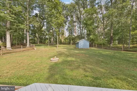 Exterior - 14376 Breezewood Ct, Gainesville, VA 20155 photo 8 of 8
