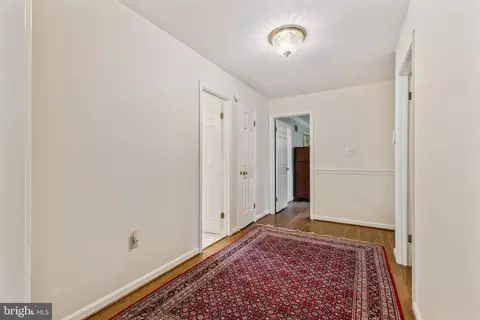 Entry Way - 14376 Breezewood Ct, Gainesville, VA 20155 photo 3 of 4