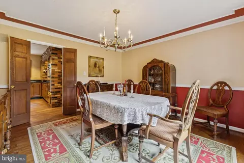 Dining - 14376 Breezewood Ct, Gainesville, VA 20155 photo 2 of 2
