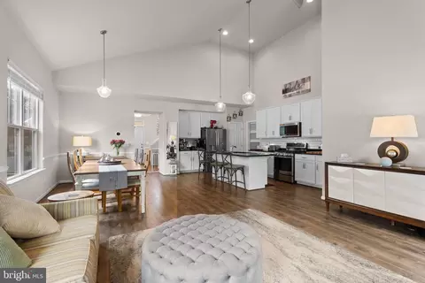 12203 Aster Rd, Bristow, VA 20136