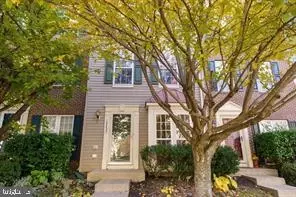 12423 Selkirk Cir, Bristow, VA 20136