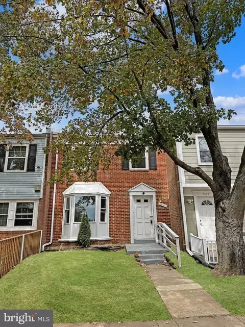 7893 Meadow Ct, Manassas, VA 20109