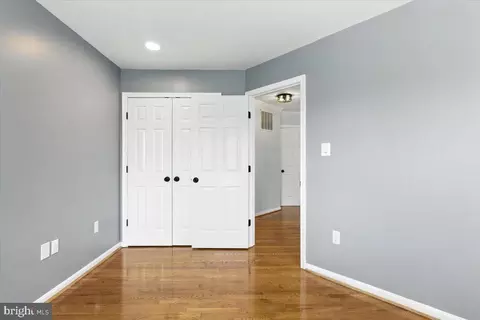 8207 Peggys Ct, Gainesville, VA 20155 photo 34