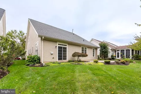 Exterior - 6868 Saddle Run Way, Gainesville, VA 20155 photo 5 of 11