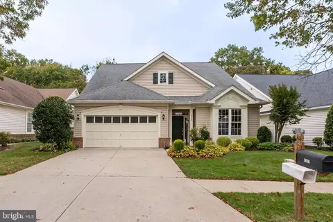 Exterior - 6868 Saddle Run Way, Gainesville, VA 20155 photo 3 of 11