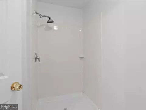 7511 Melton Ct, Gainesville, VA 20155 photo 28