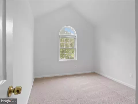 7511 Melton Ct, Gainesville, VA 20155 photo 31