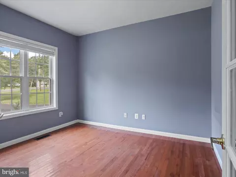 7511 Melton Ct, Gainesville, VA 20155 photo 6