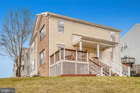 15673 Viewpoint Cir, Dumfries, VA 22025 photo 3
