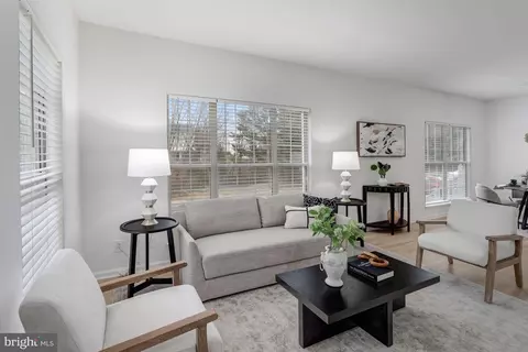 15673 Viewpoint Cir, Dumfries, VA 22025 photo 7