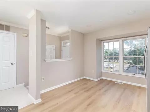 7819 Sabre Ct, Manassas, VA 20109 photo 5
