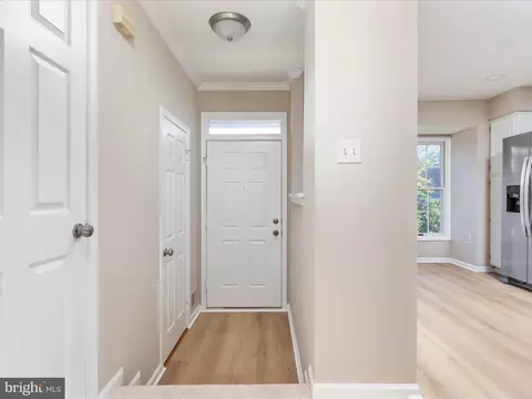 7819 Sabre Ct, Manassas, VA 20109 photo 3