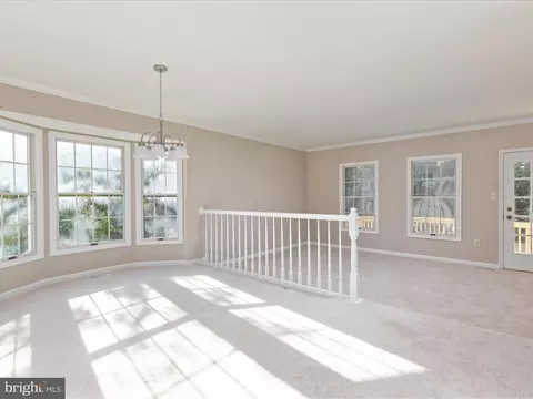 7819 Sabre Ct, Manassas, VA 20109 photo 9