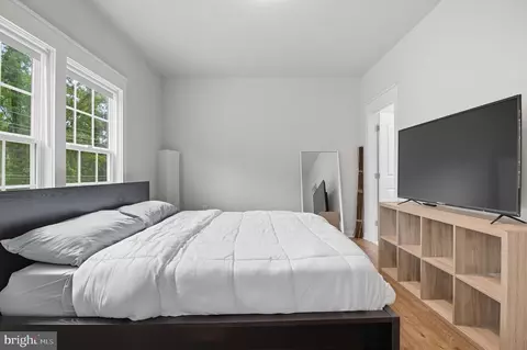 Bedroom - 18518 Old Triangle Rd, Triangle, VA 22172 photo 1 of 3
