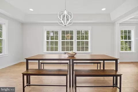 Dining - 18518 Old Triangle Rd, Triangle, VA 22172 photo 1 of 1