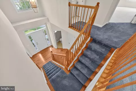 Entry Way - 3189 Tulip Tree Pl, Dumfries, VA 22026 photo 8 of 20