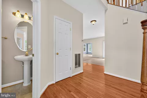 Entry Way - 3189 Tulip Tree Pl, Dumfries, VA 22026 photo 3 of 20